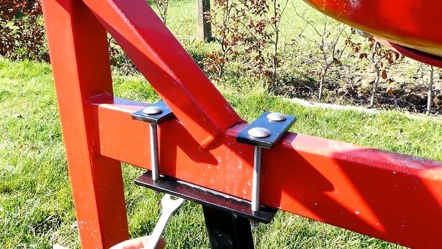 3éme roue pour bétonnière Guy Noël B180 / Upgrade concrete mixer mobility смотреть онлайн