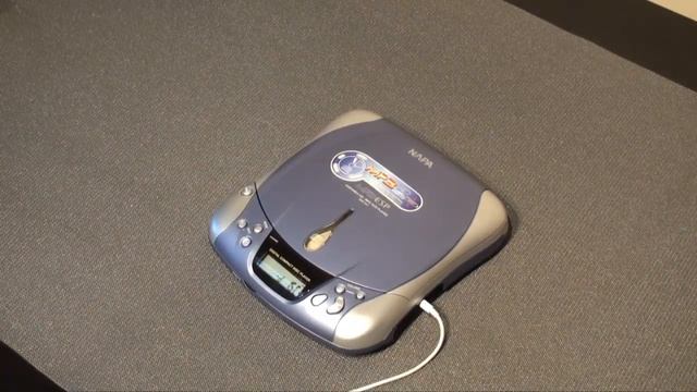 NAPA CD, MP3 and VCD-Player смотреть онлайн