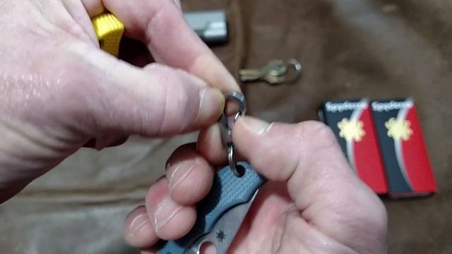 TITANER CARABINER and TEC PYTHON key chain смотреть онлайн