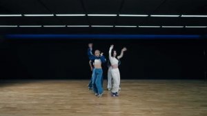 ITZY Untouchable