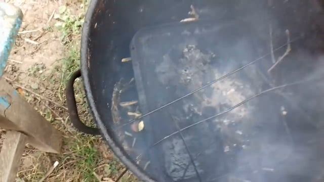 Яка в мене коптілка і як копчу мясо ... смотреть онлайн