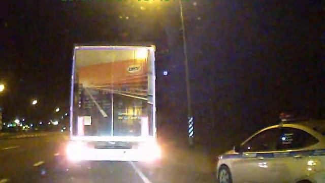 У гаишника жезл развалился как махал смотреть онлайн