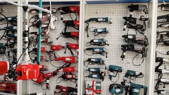 Магазин строительных материалов МАСТЕР в Горячем ключе. Антон обзор юга. смотреть онлайн