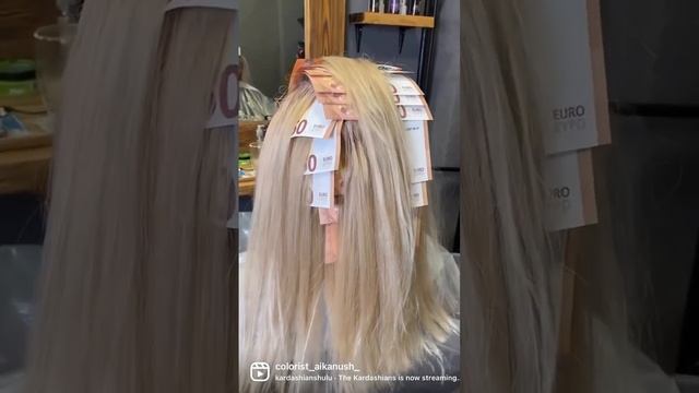 Сложное окрашивание, блонд #окрашиваниеволос #москва #блонд #уходзаволосами #тоталблонд #парикмахер смотреть онлайн