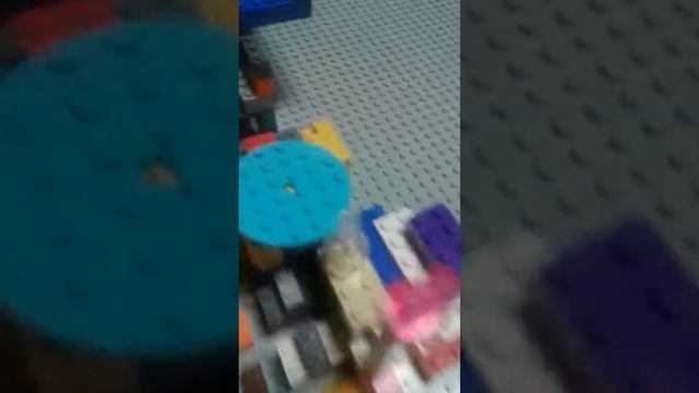 Набор из LEGO - Телефон, Сотовый, Печатная Машинка, Весы, Кассовый Аппарат, Сигнализация смотреть онлайн