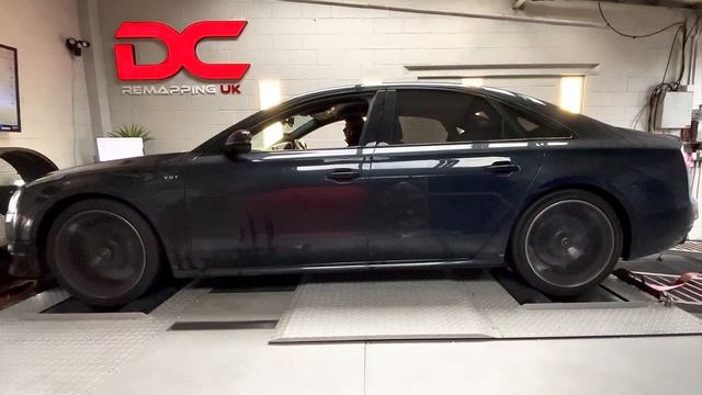 Audi S8 Plus - In For Re tuning. смотреть онлайн