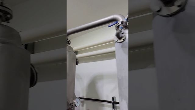 Восстановление EtOH с использованием большого сосуда с паровым обогревом и одним конденсатором.. смотреть онлайн