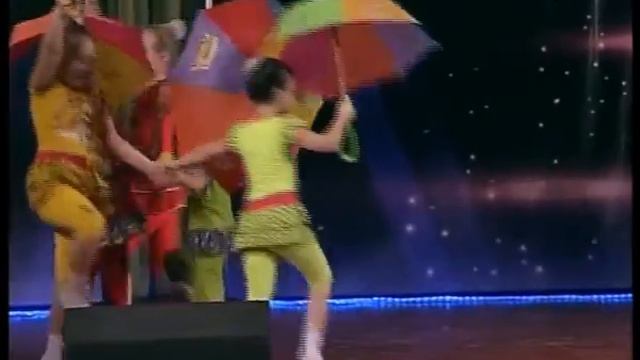 Весёлый дождик Ансамбль "Соловушка" Танцевальная студия 5 г.Видное смотреть онлайн