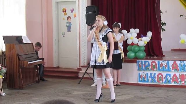 Яровая Ксения- Опустел наш любимый класс- Прощание со школой.г.Краматорск - 2014 смотреть онлайн