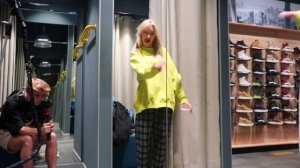 VlOG #3 бомжи в торговом центре, ОДИН ДЕНЬ В ХАБАРОВСКЕ