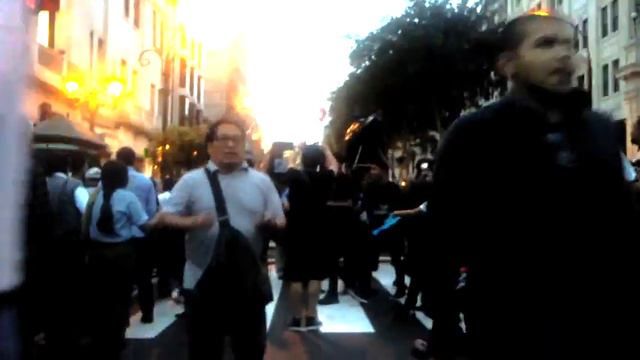 POLITICOS (R-Tronika) смотреть онлайн