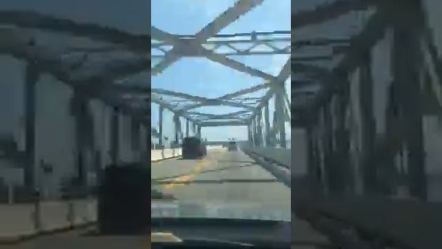 Bay Bridge смотреть онлайн