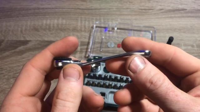 Набор Bosch, 27 шт + ключ-трещотка. 2607017160