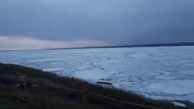 Ледоход на реке Лена. Табагинский мыс. 13 мая 2018 г. 21 час. смотреть онлайн