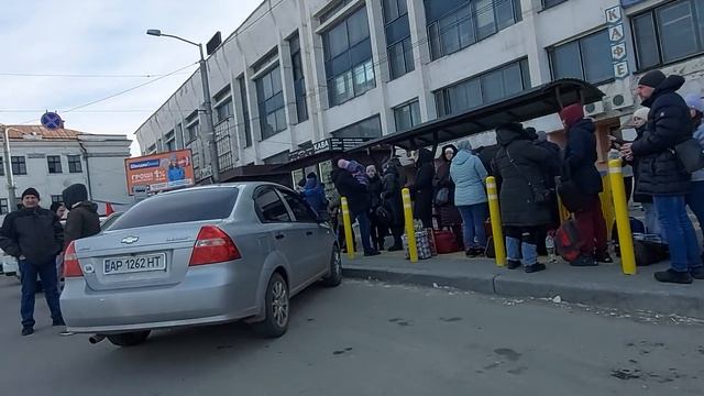 Запорожье 13.03.2022 ЖД вокзал День смотреть онлайн