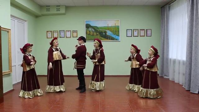 Фолк анс ЛАДУШКИ ГЦК Лира г Курск М С Млад гр Ходила Младешенька и Дрёма смотреть онлайн