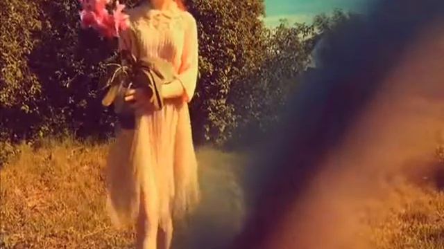 Неземное существо смотреть онлайн