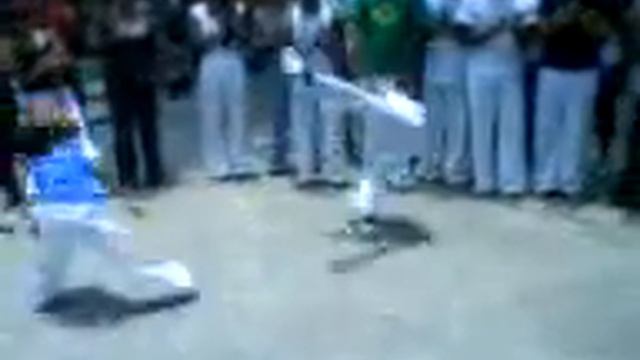 Herança Cultural en roda de Nagô Capoeira 3 смотреть онлайн