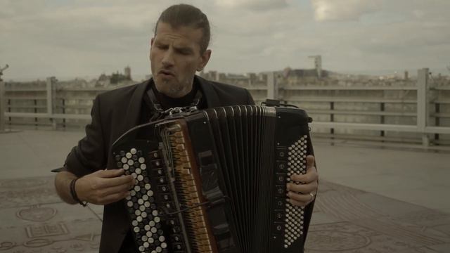 Vincent Peirani - Izao (Live FIJM 2021) смотреть онлайн