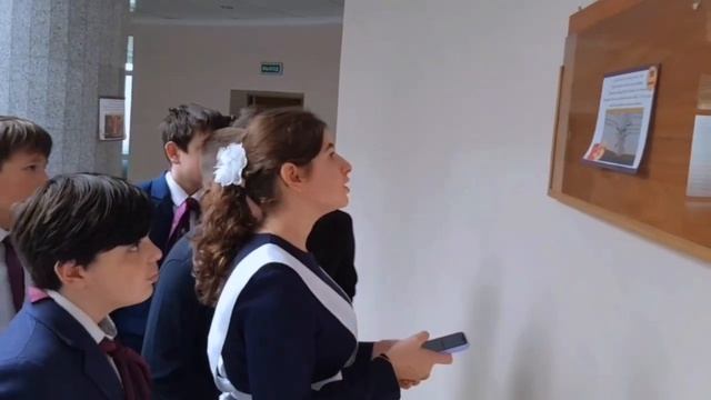 В честь Международного дня школьных библиотек ?, советник директора по воспитанию Мадина К. разрабо смотреть онлайн