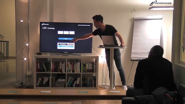 Docker, LXC & ein bisschen Valet+ - TechDivision TechTalk смотреть онлайн