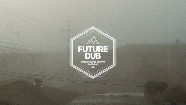 Simon Sunset - Moving Weightless Through The Trees [dub techno] смотреть онлайн