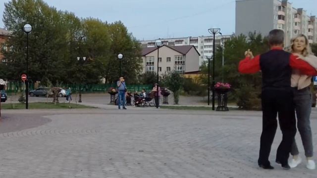 Краковяк в Сквере искусств, г. Минусинск смотреть онлайн