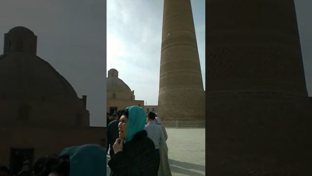 Mir Arab Madrasasi . Buxoroi Sharif смотреть онлайн