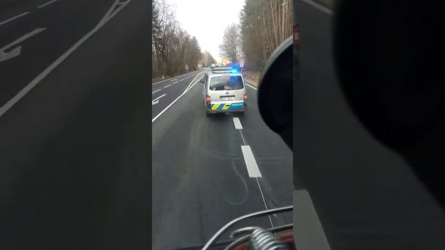 полиция в чехии смотреть онлайн