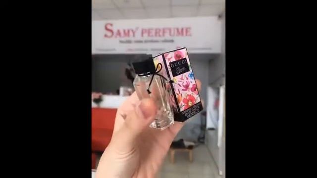 CẬN CẢNH CHAI NƯỚC HOA MINI NỮ GUCCI FLORA GORGEOUS GARDENIA 5ML смотреть онлайн