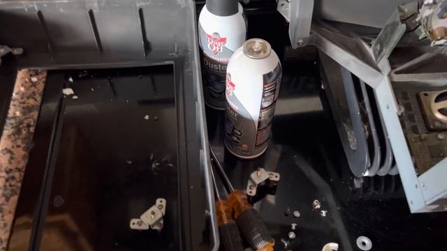 NeXT Sony 4000a Monitor in need of repair part 1 of 2 смотреть онлайн