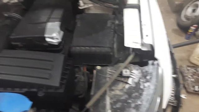 ТИГУАН СНЯТИЕ ПЕРЕДНЕГО БАМПЕРА, СНЯТИЕ РАДИАТОРА смотреть онлайн