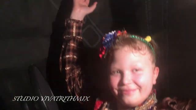 Поздравление мамам (Бабушка, испеки оладушки Studio VivatRithmix) смотреть онлайн