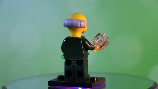 Обзор лего минифигурки мистер Бёрнс смотреть онлайн