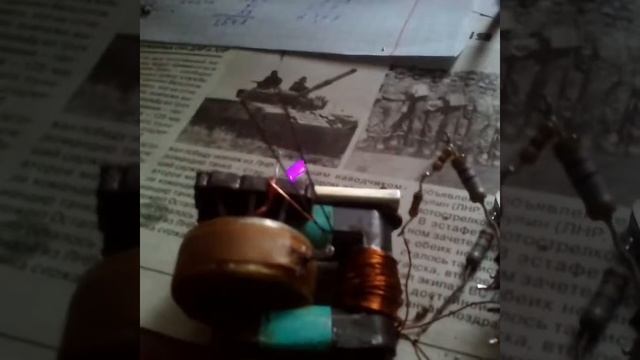 Высокое напряжение из ТВС 90п4 .Лестница Иакова ,плазменный шар . смотреть онлайн