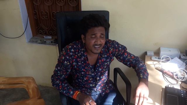 Team film office me singer mantu babu gaya apna devi git смотреть онлайн