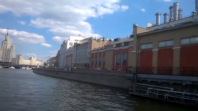 Прогулка по Москва реке продолжение смотреть онлайн