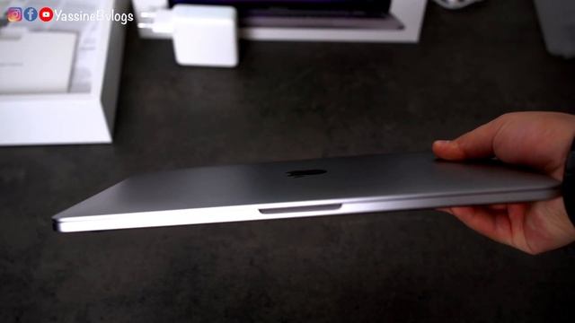 ASMR Unboxing MacBook Pro 13 inch M1 16GB RAM 1TB SSD M1 الماك بوك برو 13 إنش بمعالج смотреть онлайн