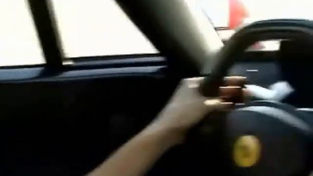 SLK.with.SLReng.VS.Ferrari.ENZO смотреть онлайн