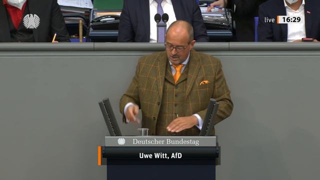 Digitale Apps werden den Pflegealltag nicht verbessern! - Uwe Witt - AfD-Fraktion im Bundestag смотреть онлайн