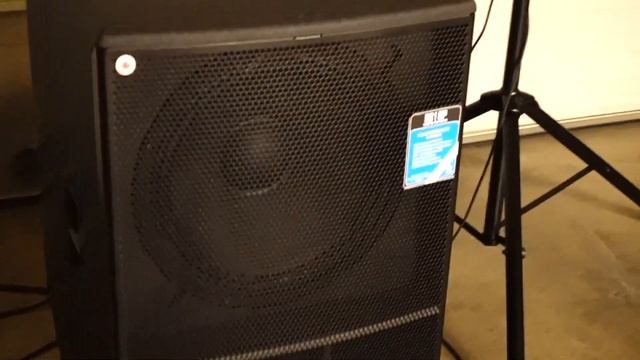 YORKVILLE ES18P 140db MAX SPL BASS MONSTER!!!!!!! смотреть онлайн