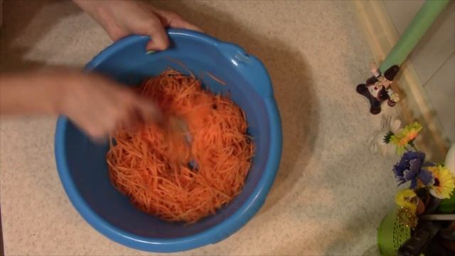 Салат из свежей моркови, ветчины и сыра. Вам понравится! смотреть онлайн