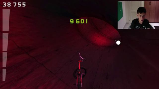 играем в игры, катаемся на bmx смотреть онлайн