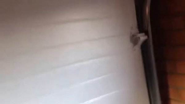 Секционные ворота DoorHan ручное открывание (umdom123.ru)