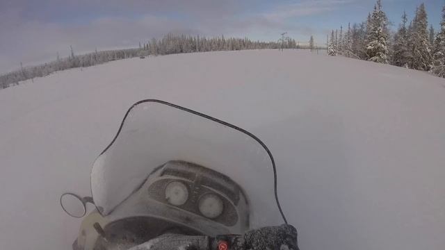 Lynx ST 600 in fresh snow смотреть онлайн
