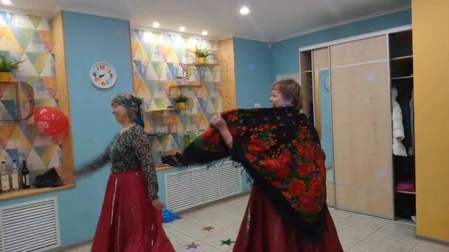 Зажигательный танец цыганок! смотреть онлайн