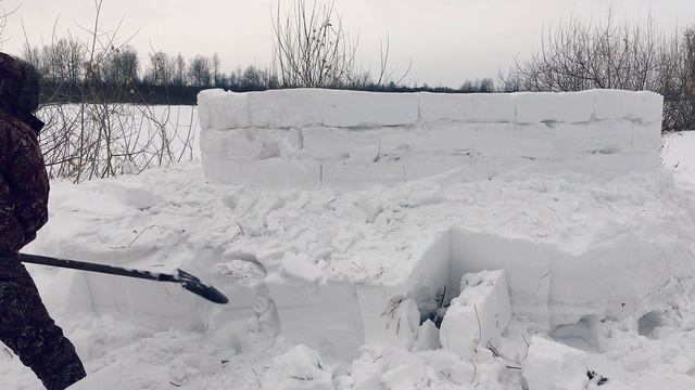 Ночлег из снежных блоков ИГЛУ смотреть онлайн