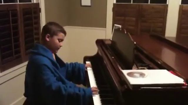Marion Barber Theme on the Piano смотреть онлайн