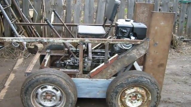 самодельный бортоповоротный погрузщик, обкатка ходовой. смотреть онлайн