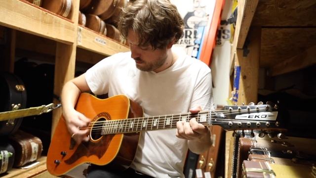 Guitar of the Day: Late 1960's Eko Ranger 12 String Electra смотреть онлайн